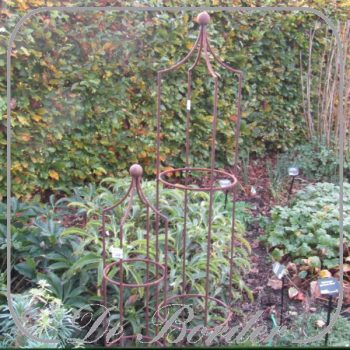 ijzeren-obelisk-4-halfrond-met-bol-462 IJzeren obelisk-4 halfrond met bol