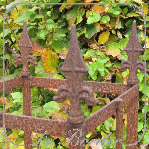 IJzeren zuil Kasteel Obelisk-4